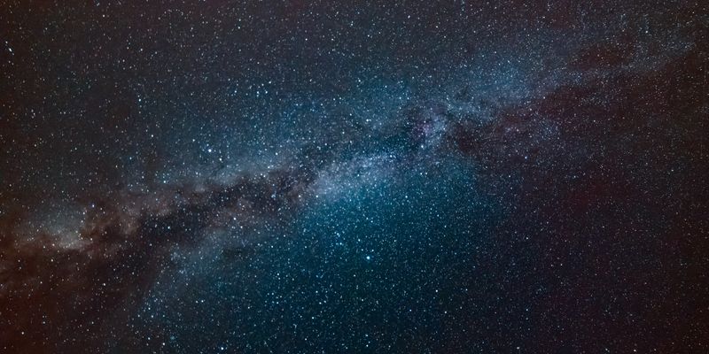 Astrolojide Ay Tutulması: Duygusal Patlamaların Anlamı